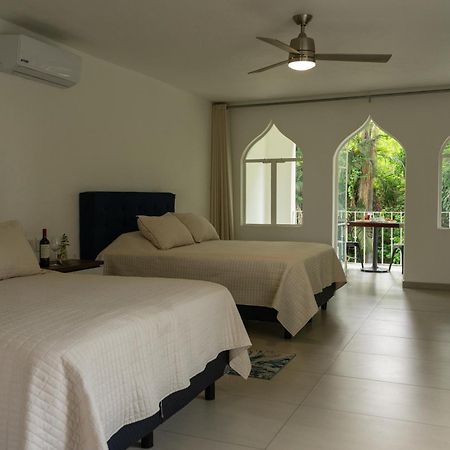 Hotel Marjaba Cuernavaca Kültér fotó
